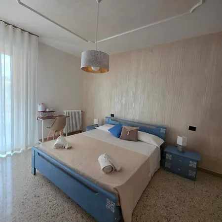 Casa A Pennello - Dove L'arte Incontra L'ospitalita לינה וארוחת בוקר 3*
