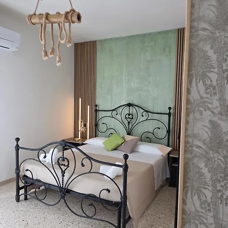 Casa A Pennello - Dove L'arte Incontra L'ospitalita 3* סן בנדטו דל טרנטו