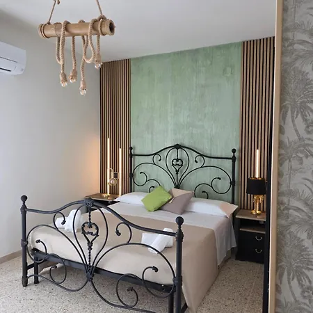 فندق مبيت وإفطار Casa A Pennello Bed & Breakfast - Dove L'Arte Incontra L'Ospitalita سان بنيديتّو ديل ترونتو