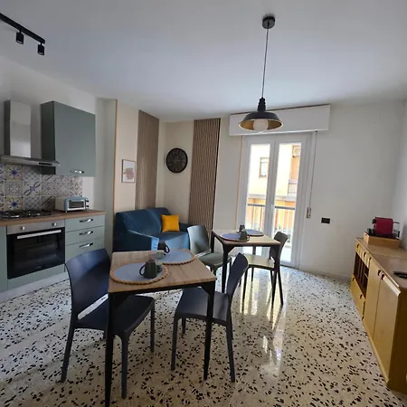 Casa A Pennello - Dove L'arte Incontra L'ospitalita לינה וארוחת בוקר סן בנדטו דל טרנטו