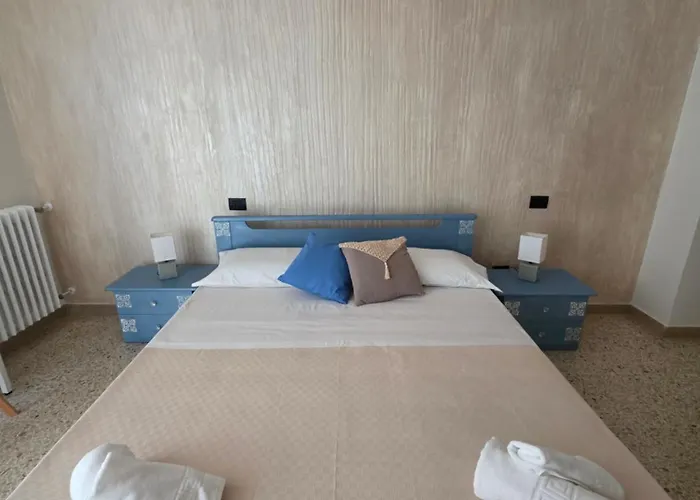 Casa A Pennello Bed and Breakfast *